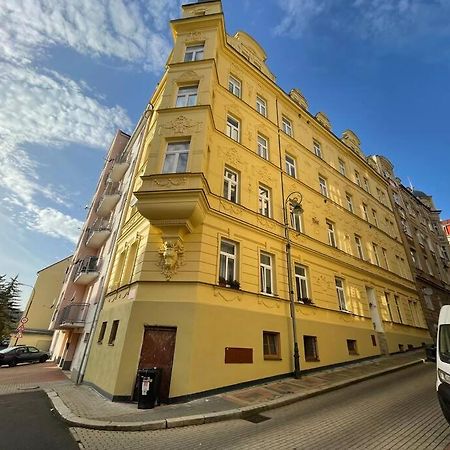 Francis Apartment - Lazenske Centrum Κάρλοβι Βάρι Εξωτερικό φωτογραφία