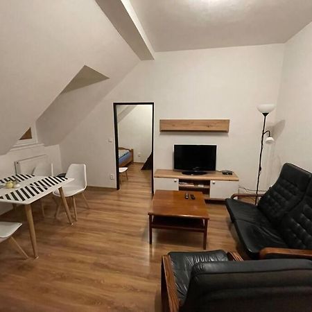 Francis Apartment - Lazenske Centrum Κάρλοβι Βάρι Εξωτερικό φωτογραφία